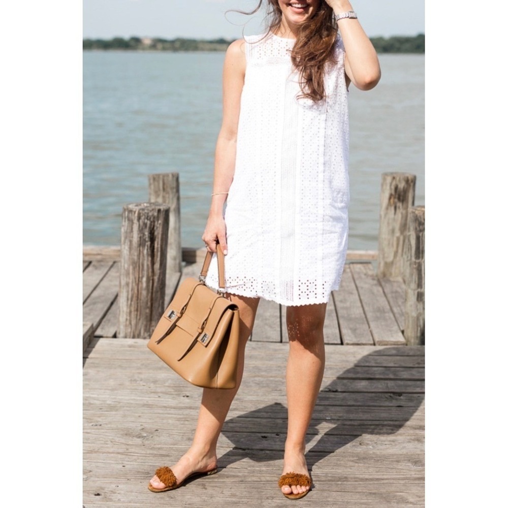Gap Dress Women's Petite M White Cotton Eyelet Sleeveless beach resort summer